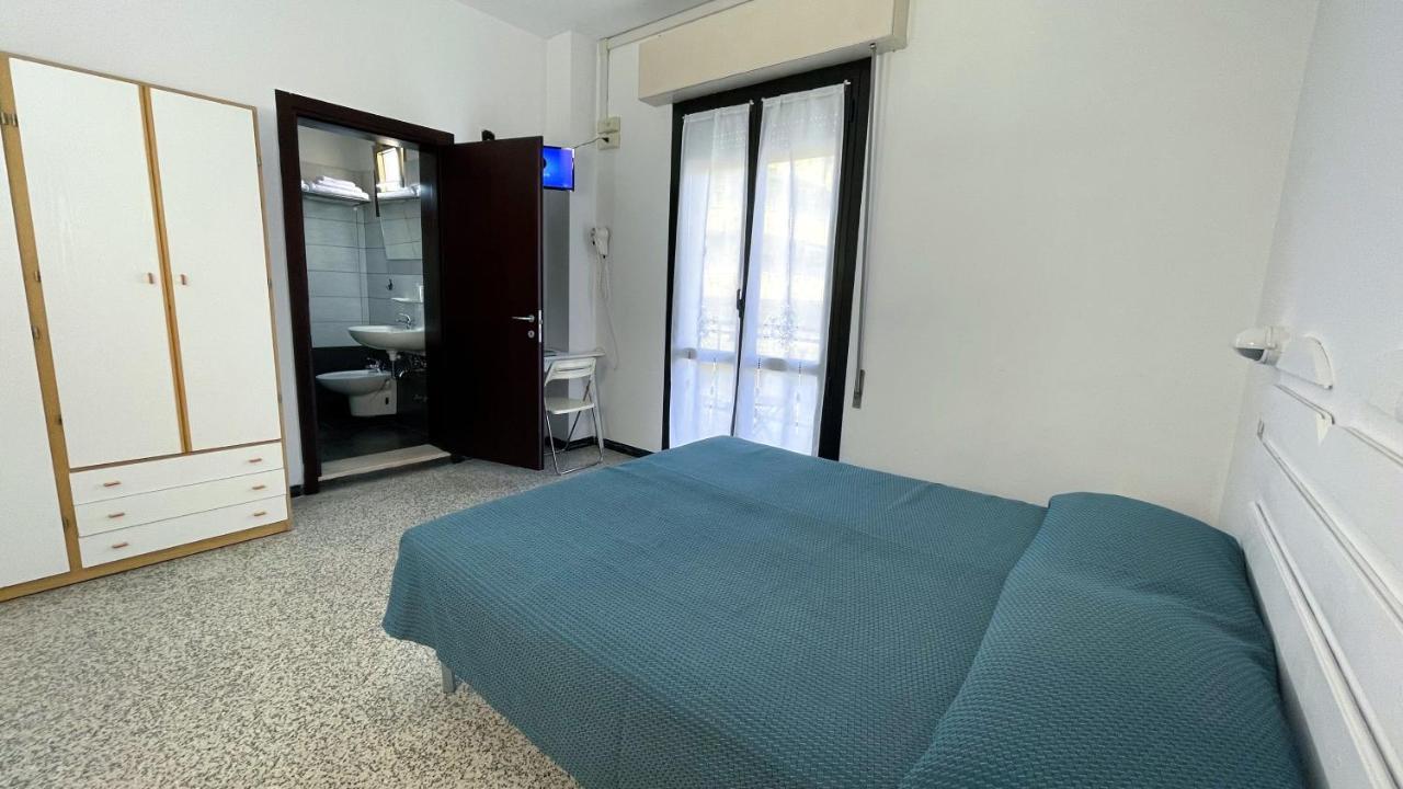 Hotel Abay Rimini Exterior photo